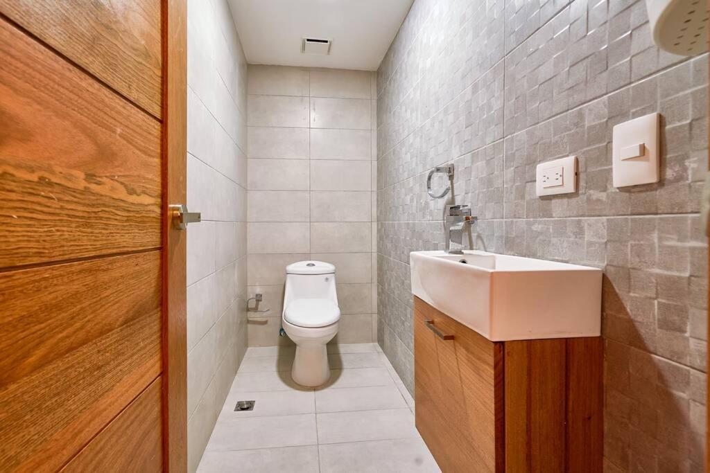 Escape Apartments, Balcony, Pool, Gym & Spa In La Julia Santo Domingo Eksteriør bilde